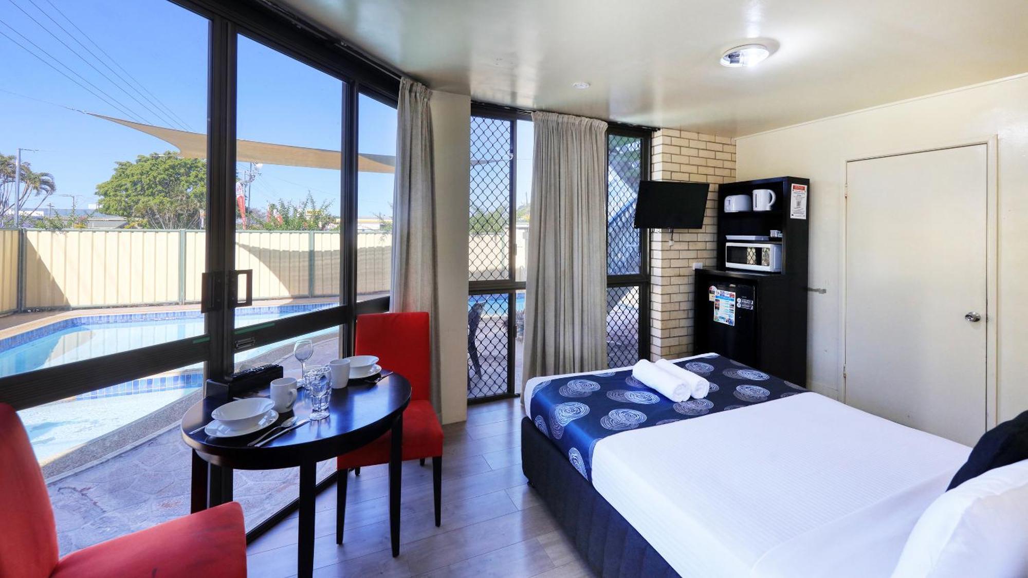 Tropical Gateway Motor Motel 3*