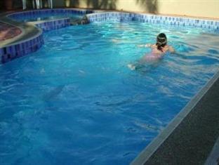 Tropical Gateway Motor 3*